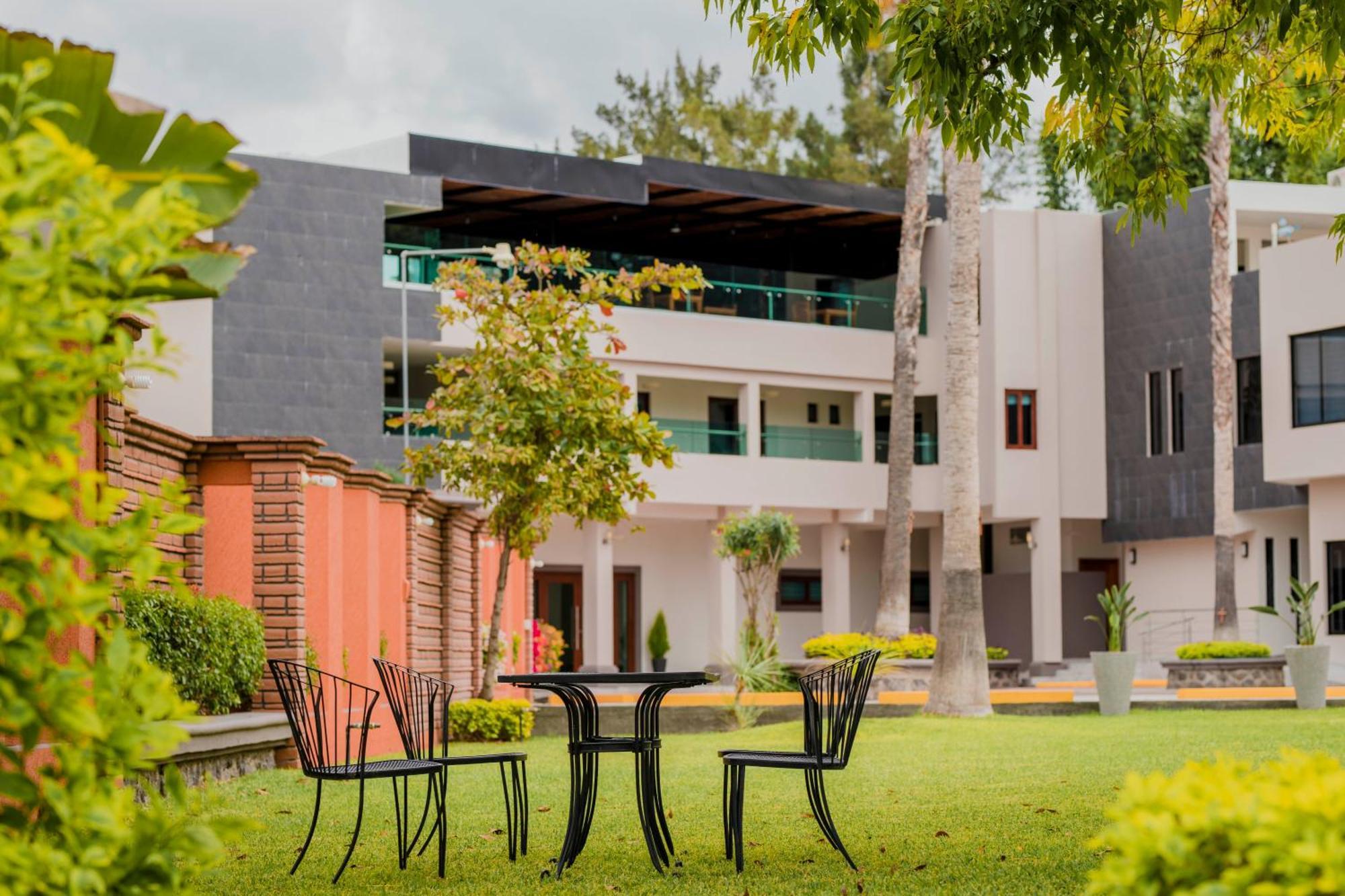 Hotel La Querencia Rio Verde Bagian luar foto